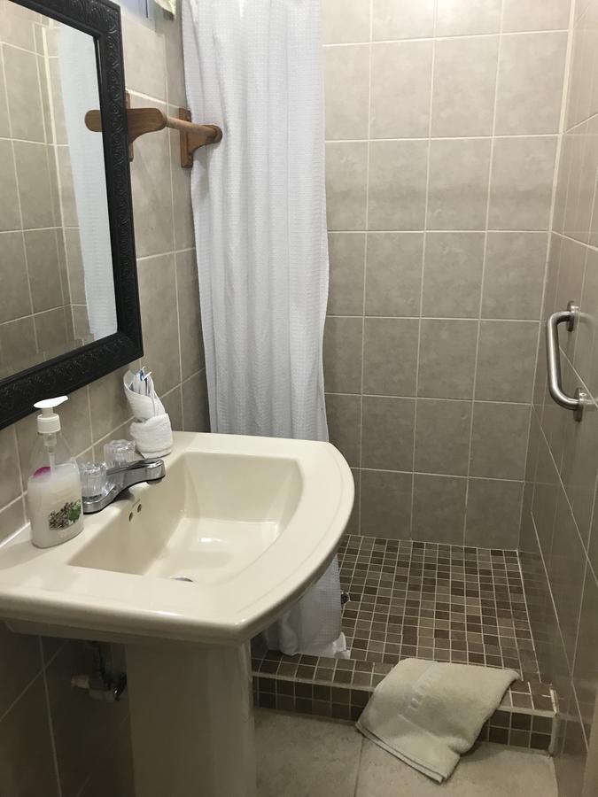 Bella Sombra Guest House Downtown Πόλη του Μπελίζ Εξωτερικό φωτογραφία